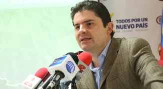 Gobernadores a asumir la competencia de agua potable y saneamiento basico en 154 municipios Minvivienda