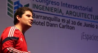 En los próximos cuatro años se construirán 300 mil viviendas gratis más y otras 200 mil para