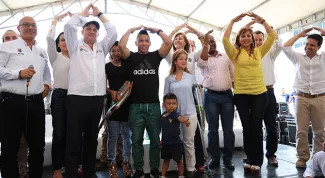 Gobierno Nacional le cumplio el sueno de tener casa propia al medallista olimpico Luis Javier Mosquera