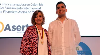 En el sector de la Vivienda avanzamos hacia una politica de Estado para el crecimiento y la equidad Jonathan Malagon
