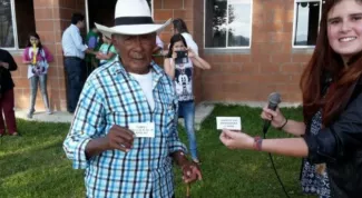 En Concordia Antioquia Minvivienda entrego 44 viviendas gratis y sorteo otras 27 para familias de bajos recursos