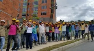 Para el acumulado 2014 el área licenciada registró un crecimiento de 2,4% superando los 25 millones de metros cuadrados