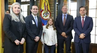 Celebramos confianza de Holcim con la construccion de su nueva planta en Buga Minvivienda
