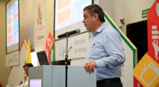 Por primera vez contamos con varias alternativas para llegar con agua y alcantarillado a los mas pobres Minvivienda (e)