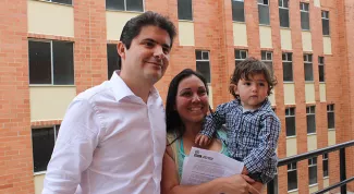 “Cada casa gratis es un palacio para construir familias, hogares y paz”: dice Minvivienda en sorteo de 80 apartamentos en Usme
