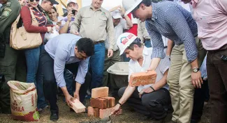 En Barrancabermeja comenzó en firme la construcción de vivendas gratis