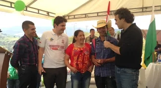En ejecución más de 15 mil viviendas para familias vulnerables de Antioquia