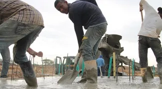 “Incremento de un 15,5% en la producción de concreto evidencia el impulso que esta locomotora le ha dado al sector de la construcción”: Ministro Luis Felipe Henao Cardona
