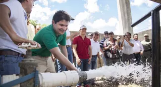 Ministro de Vivienda pone en funcionamiento acueducto regional del Ariari