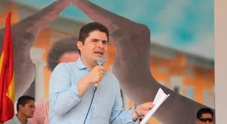 El Ministro de Vivienda, Luis Felipe Henao Cardona, celebra un año de gestión con un balance positivo en entrega de viviendas gratis, equipamientos y lanzamiento de sala Vipa en Cartagena