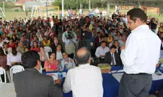 Vargas Lleras lanzó subasta para construir VIP en Cauca