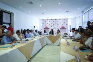 FOTOGRAFIA FIRMA PROYECTO DESALINIZADORAS PARA SANTAMARTA 01