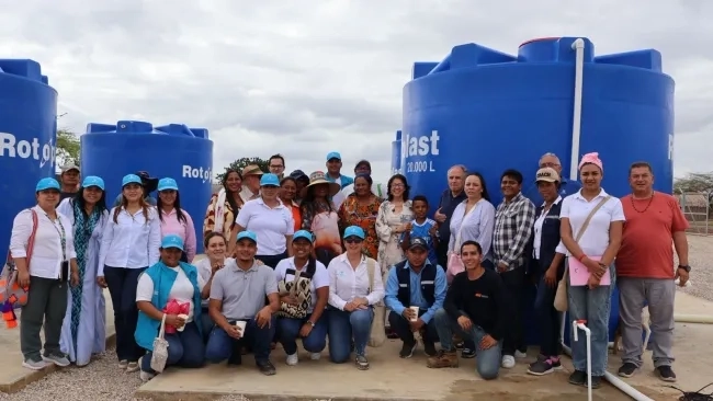 FOTOGRAFIA INVERSION DE PROYECTOS DE AGUA EN LA GUAJIRA 01