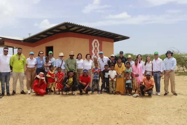 FOTOGRAFIA viceministra de Vivienda Aydeé Marsiglia Bello EN ENTREGA DE VIVIENDAS RURALES EN EL PROYECTO Miiroku 