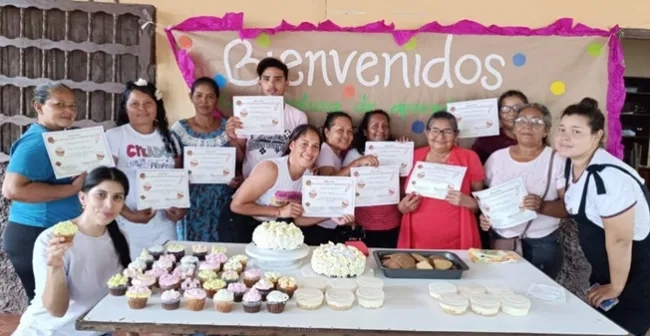 FOTOGRAFÍA BARRIOS DE PAZ PUERTO CARREÑO 01